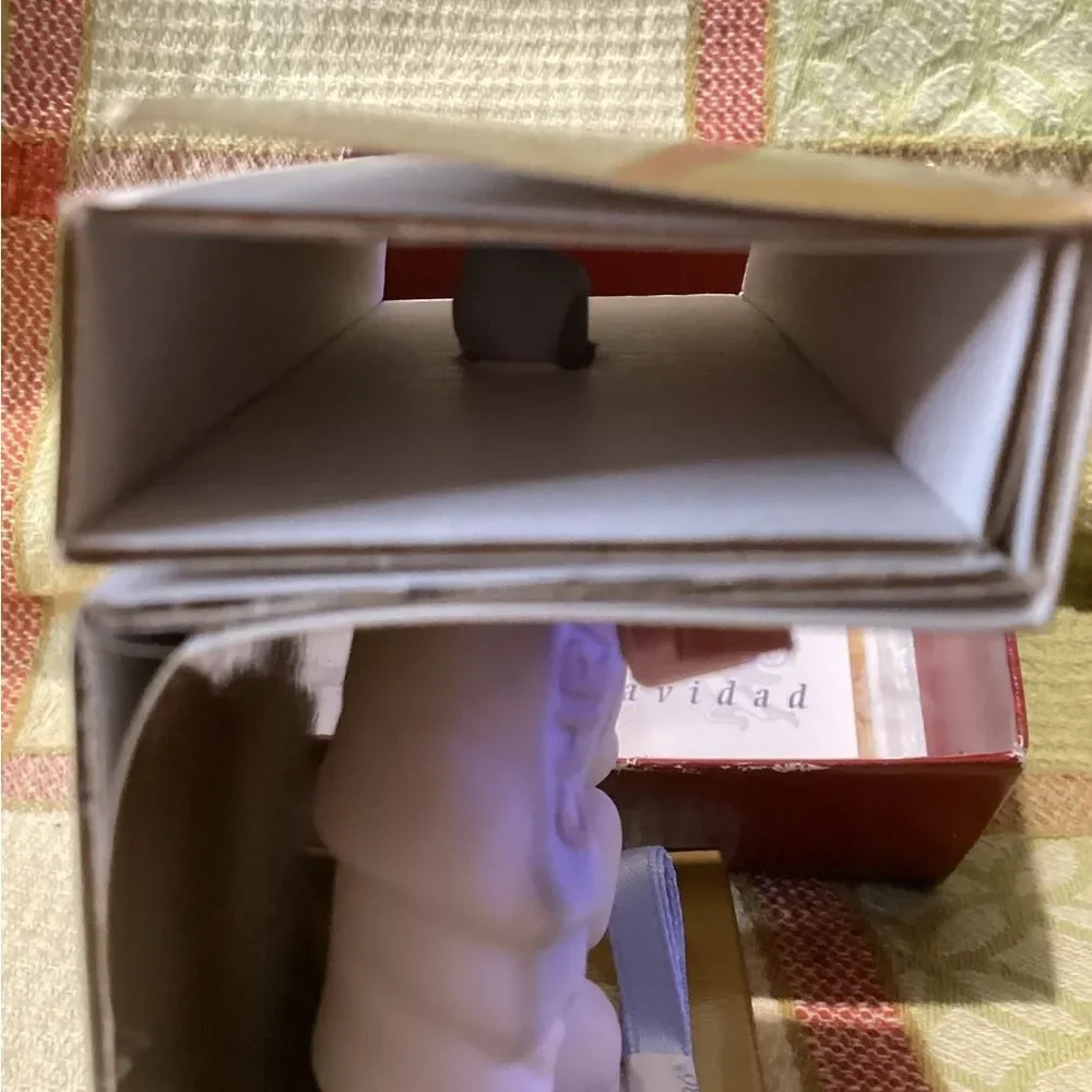 Lladro Merry Christmas Baby's First Ornament Dated 2000 New in Box Boy or Girl